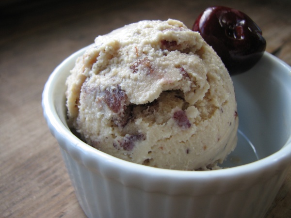 Cherry Cordial Almond Ice Cream