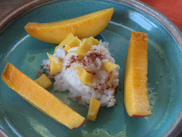 Sticky Coconut Rice with Mango